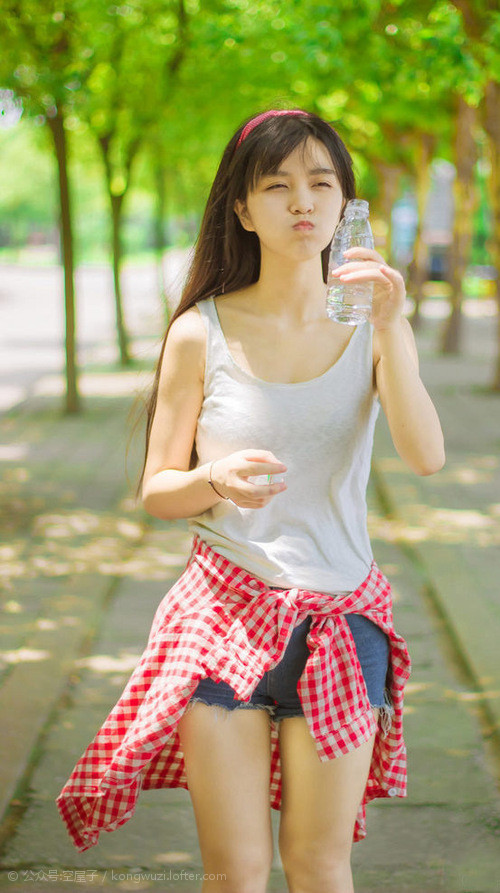 Cosplay大赛同步举行,谁是最佳游戏角色扮演者?,cosplay角色扮演的服装